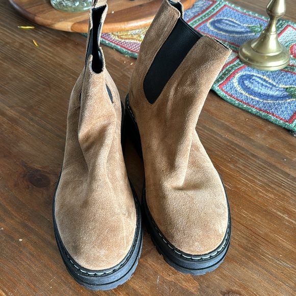 Marc fisher padmia Chelsea boots - Picture 3 of 5